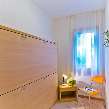 In 24437 Apartment